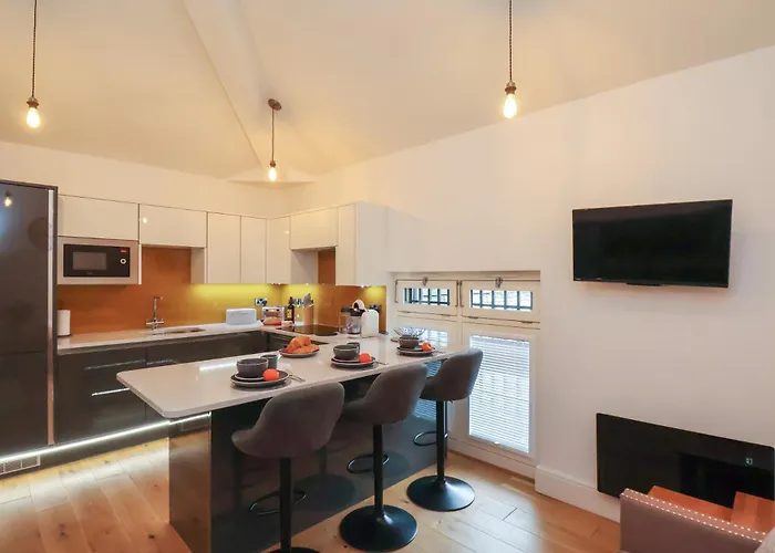 Evening Star Engine Shed 아파트 휫비