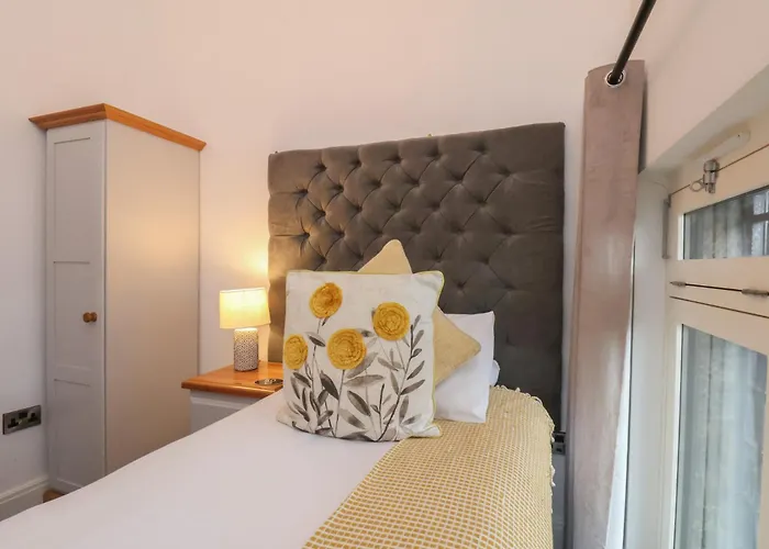 Evening Star Engine Shed *